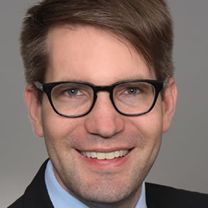 Robert Vielhaber, Credit Analyst Sub-Sovereigns & Agencies (SSA), Green Bonds, UniCredit